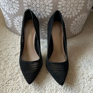 Saks Fifth Avenue ( off 5th) NWT size 5 black perforated pumps in a faux suede.